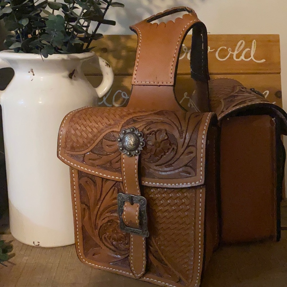 Leather Saddle horn bag